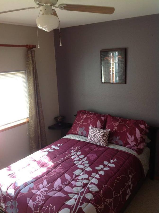 A Hyde Away Inn B&B Tok Bagian luar foto
